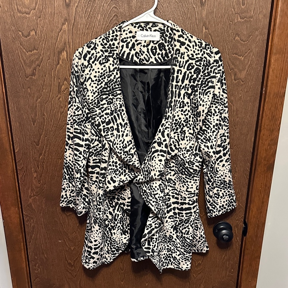 Calvin Klein Animal Print (Leopard) Shacket (Blazer/Jacket) Size 4